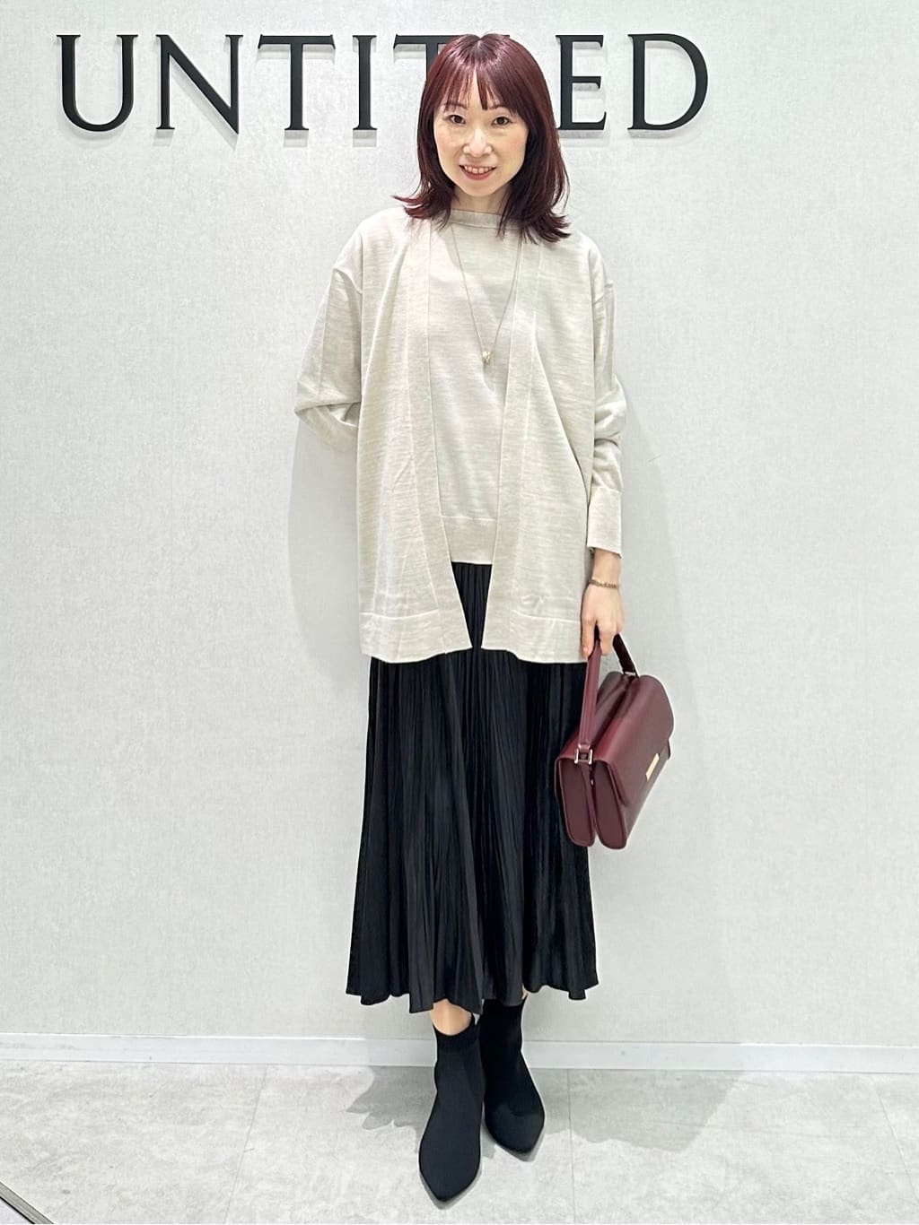 Miwaさんの「UNTITLED｜【アンサンブル可/洗える】シルクウールカシミヤ ドルマンスリーブニット」を使ったコーディネート