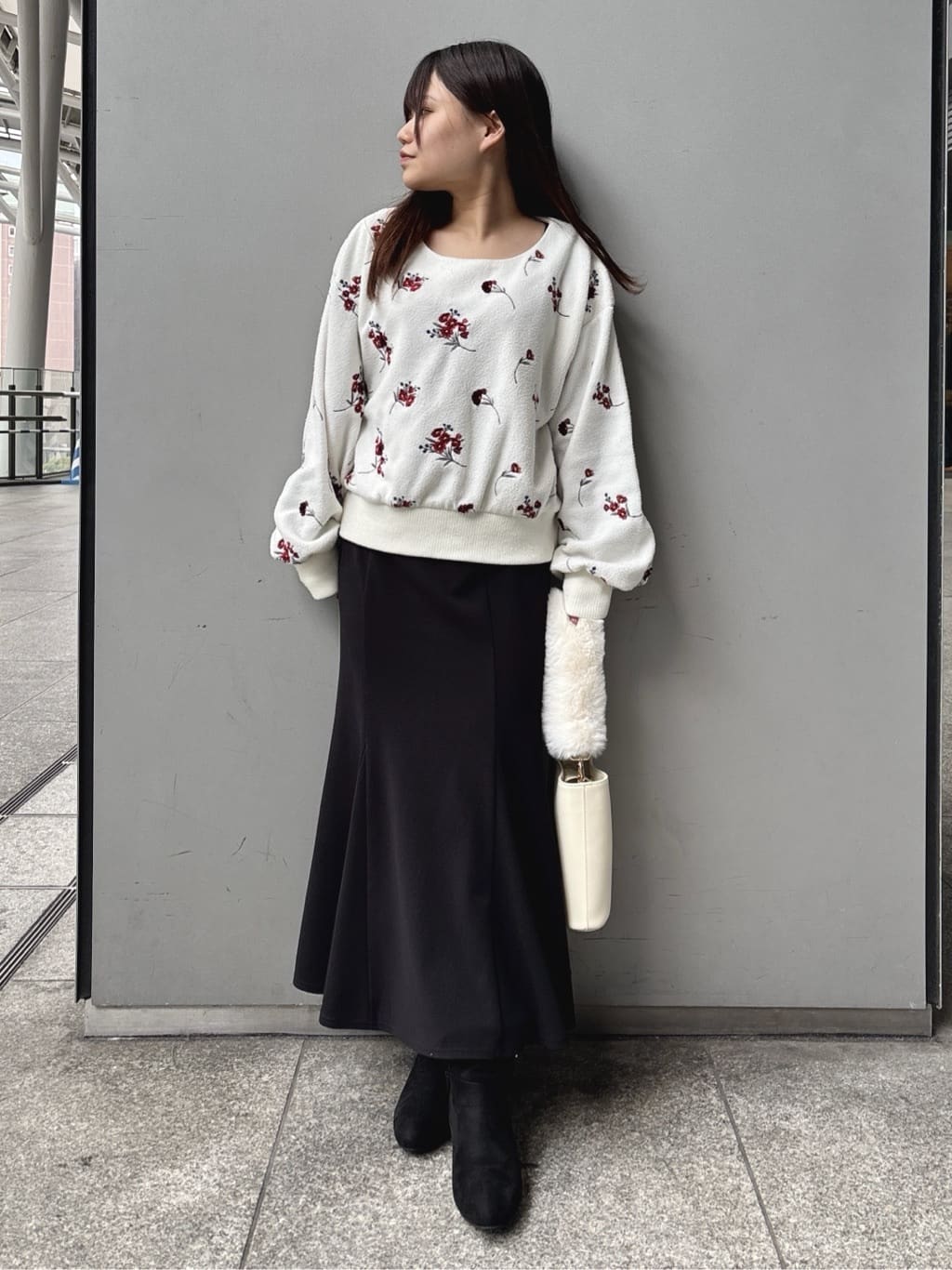 まっきーさんの「ESPERANZA｜折り返しフェイクファー2WAYショートブーツ」を使ったコーディネート