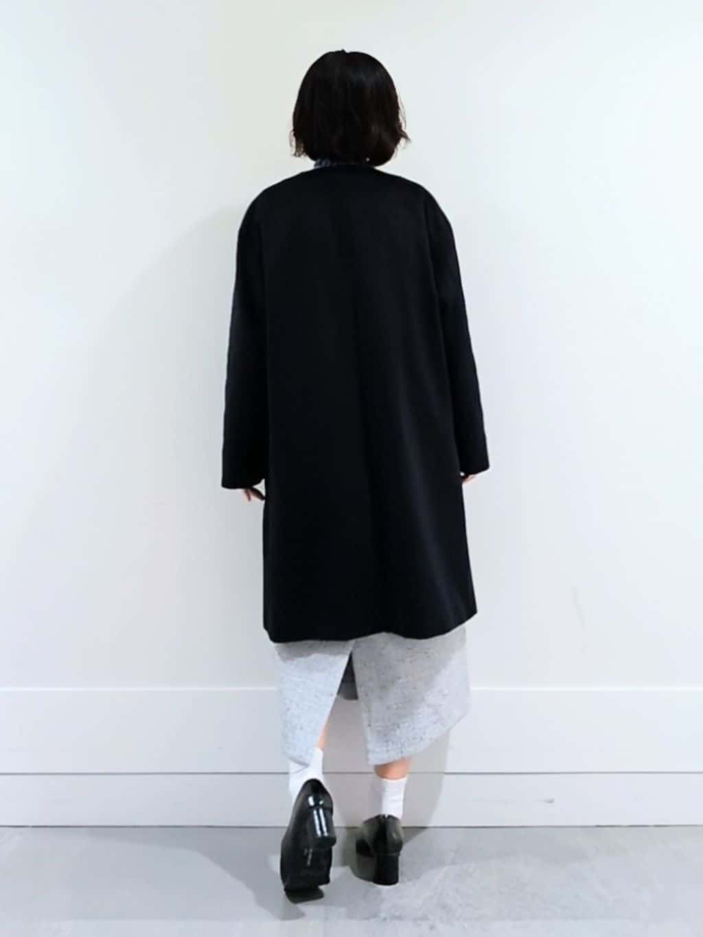 ミズタさんの「UNTITLED｜【エレガント/お仕事着にも】スタンドフリルネック ブラウス」を使ったコーディネート
