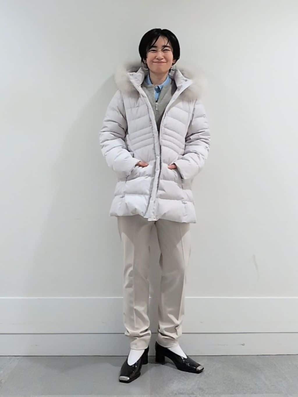 ミズタさんの「UNTITLED｜【はっ水機能/フード取り外し可】ミディダウンコート」を使ったコーディネート