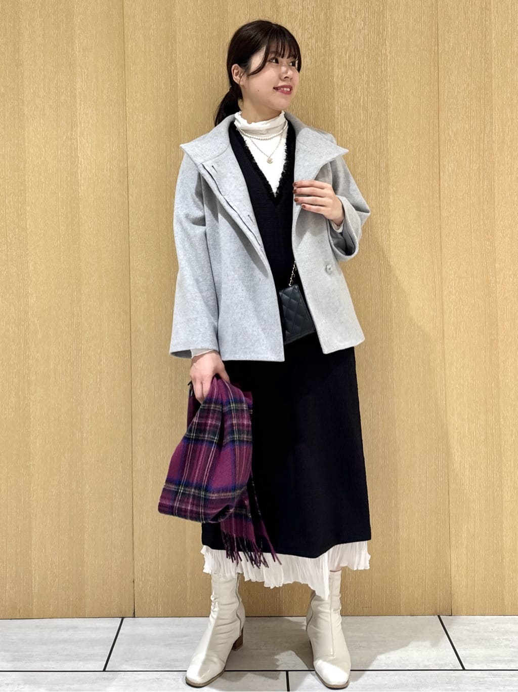 nanaさんの「UNTITLED｜【着回しが効く／オンオフアウター】ウールショートコート」を使ったコーディネート