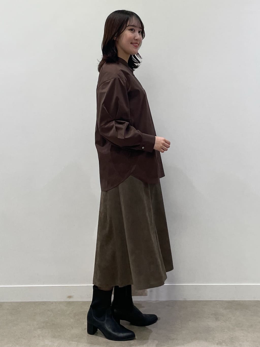 yukariさんの「Reflect｜【さらっと一枚で決まる／重ね着にもおすすめ◎】タックスリーブシャツブラウス」を使ったコーディネート