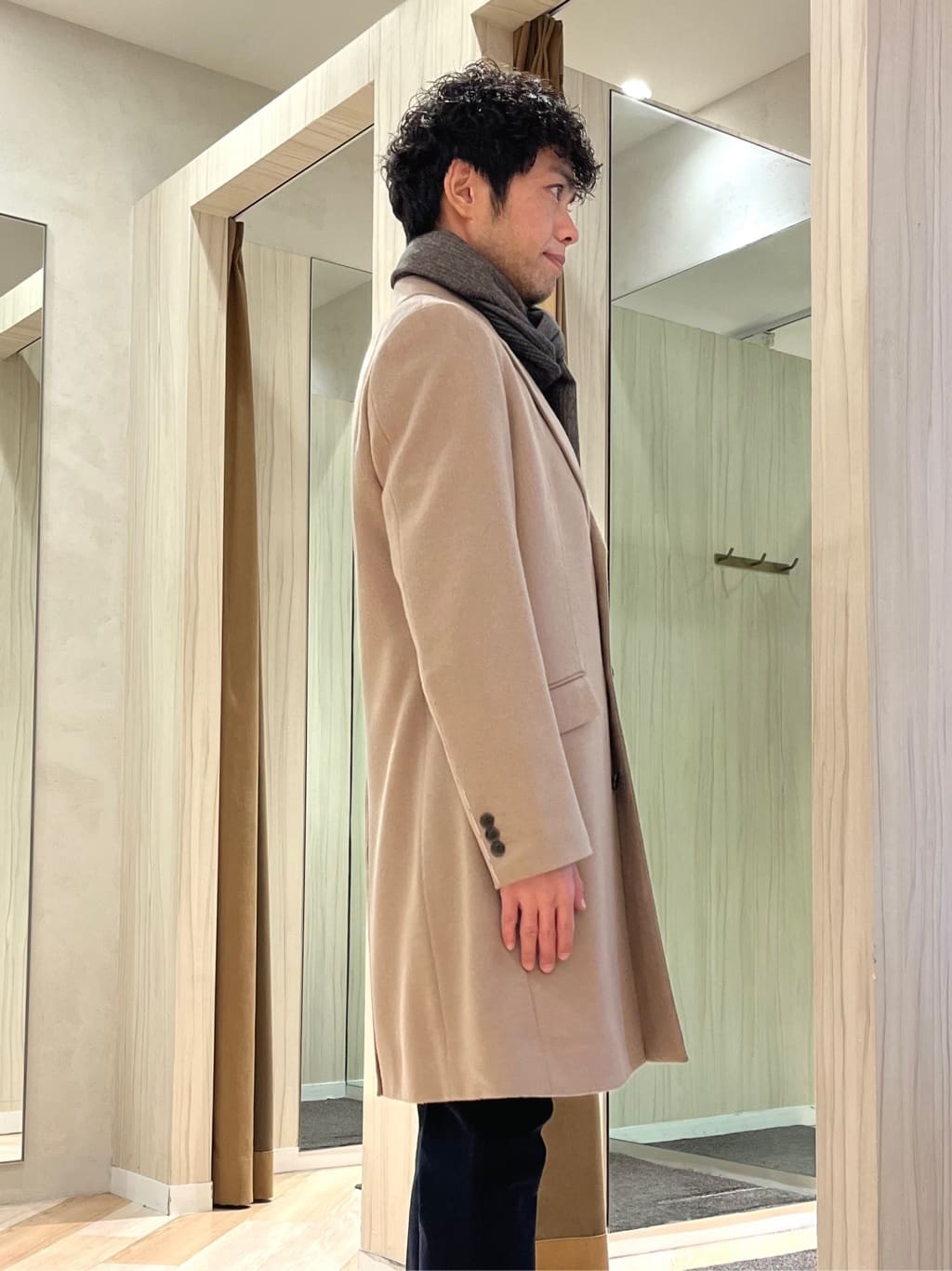 URAさんの「TAKEO KIKUCHI｜カシミヤブレンド ビーバー調チェスターコート」を使ったコーディネート