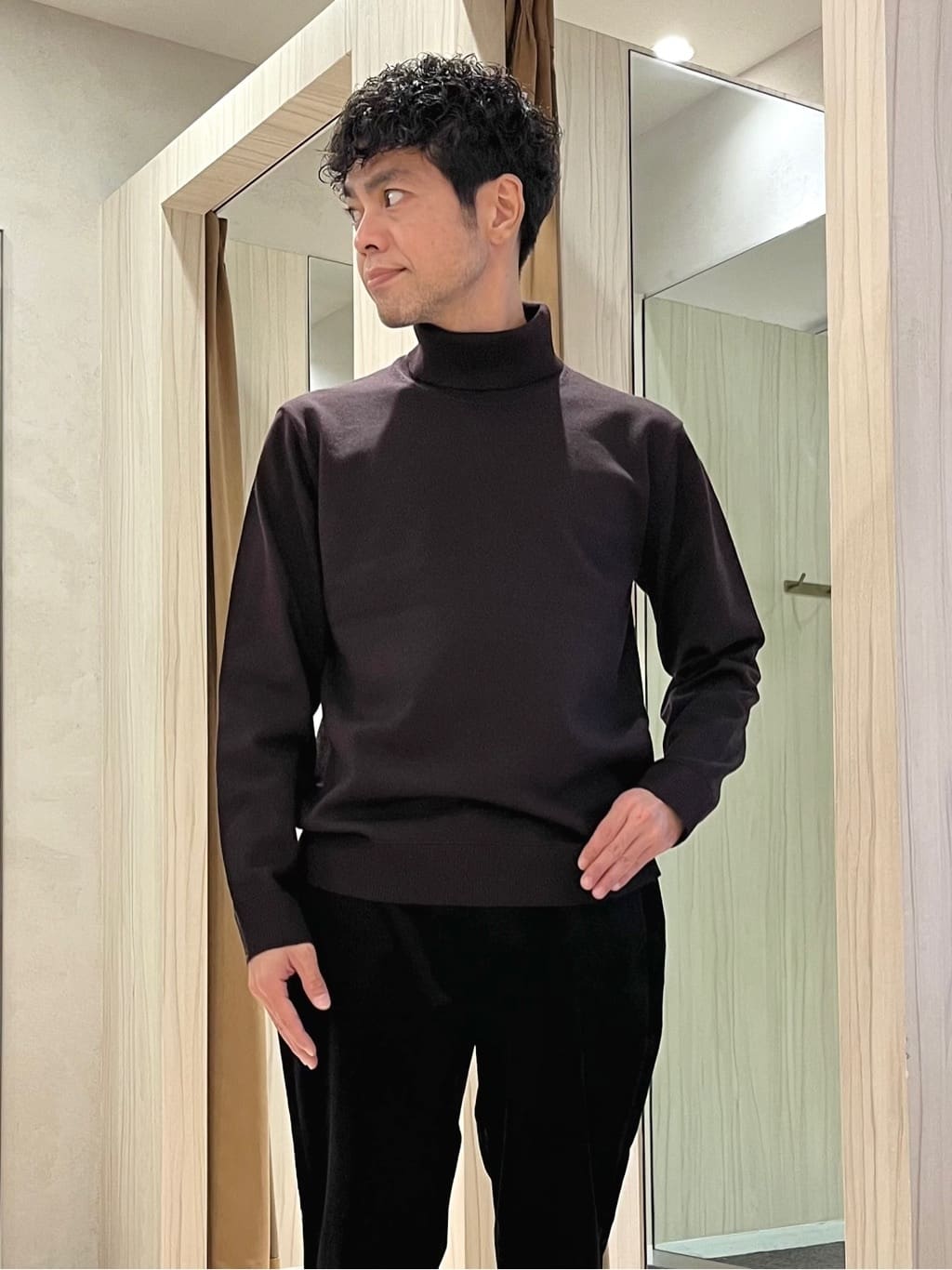 URAさんの「TAKEO KIKUCHI｜【Sサイズ～】ストレッチコーデュロイ ジャケット」を使ったコーディネート
