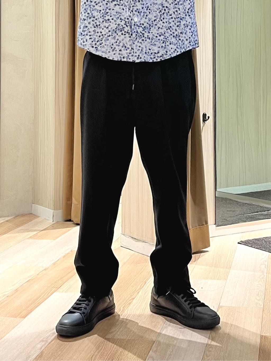 URAさんの「TAKEO KIKUCHI｜ストライプ小花 長袖シャツ」を使ったコーディネート