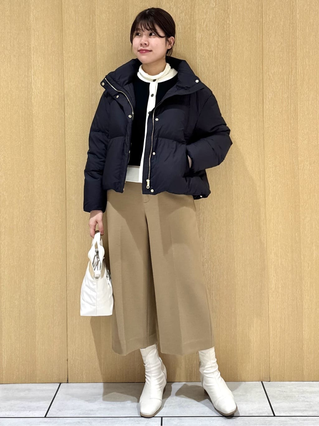 nanaさんの「UNTITLED｜【トレンド/撥水機能/防寒】ショートダウンコート」を使ったコーディネート