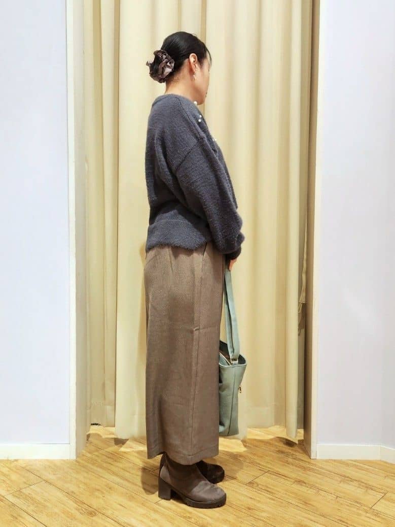 くまさんの「SHOO･LA･RUE｜大人きらめく ふわふわパール調ニット」を使ったコーディネート