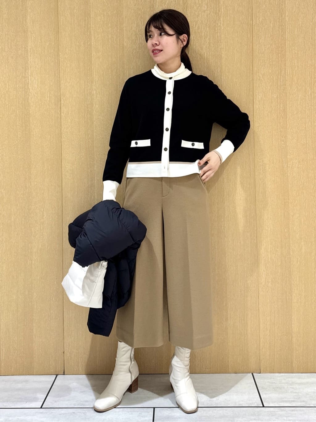 nanaさんの「UNTITLED｜【トレンド/撥水機能/防寒】ショートダウンコート」を使ったコーディネート