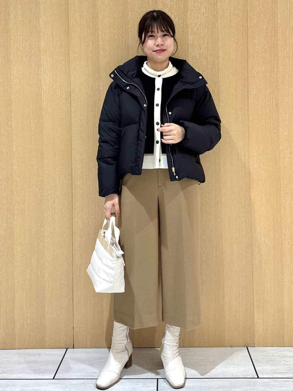 nanaさんの「UNTITLED｜【トレンド/撥水機能/防寒】ショートダウンコート」を使ったコーディネート
