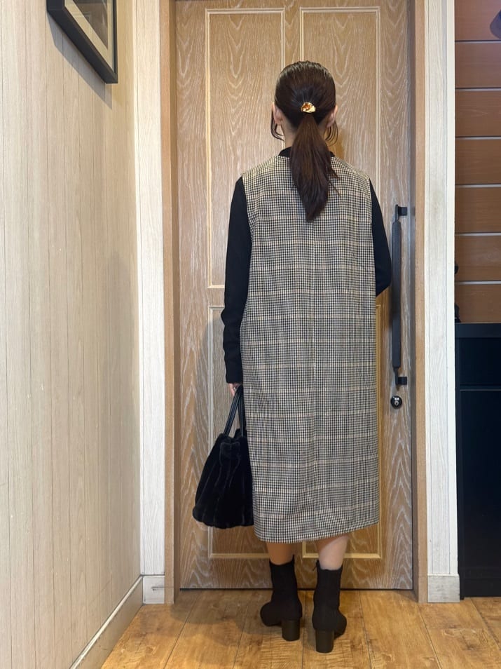 KAORIさんの「SHOO･LA･RUE｜【2点セット/洗濯機可】時短でコーデが決まる ジャンドレ+リブインナー」を使ったコーディネート