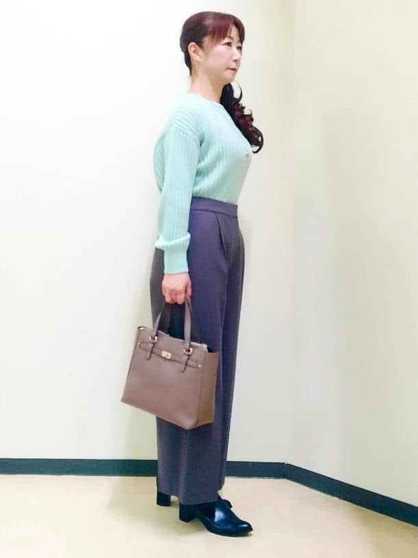 花さんの「Reflect｜【SS-4Lサイズ／衿が顔に当たらない◎】スタンドネックミドルコート」を使ったコーディネート
