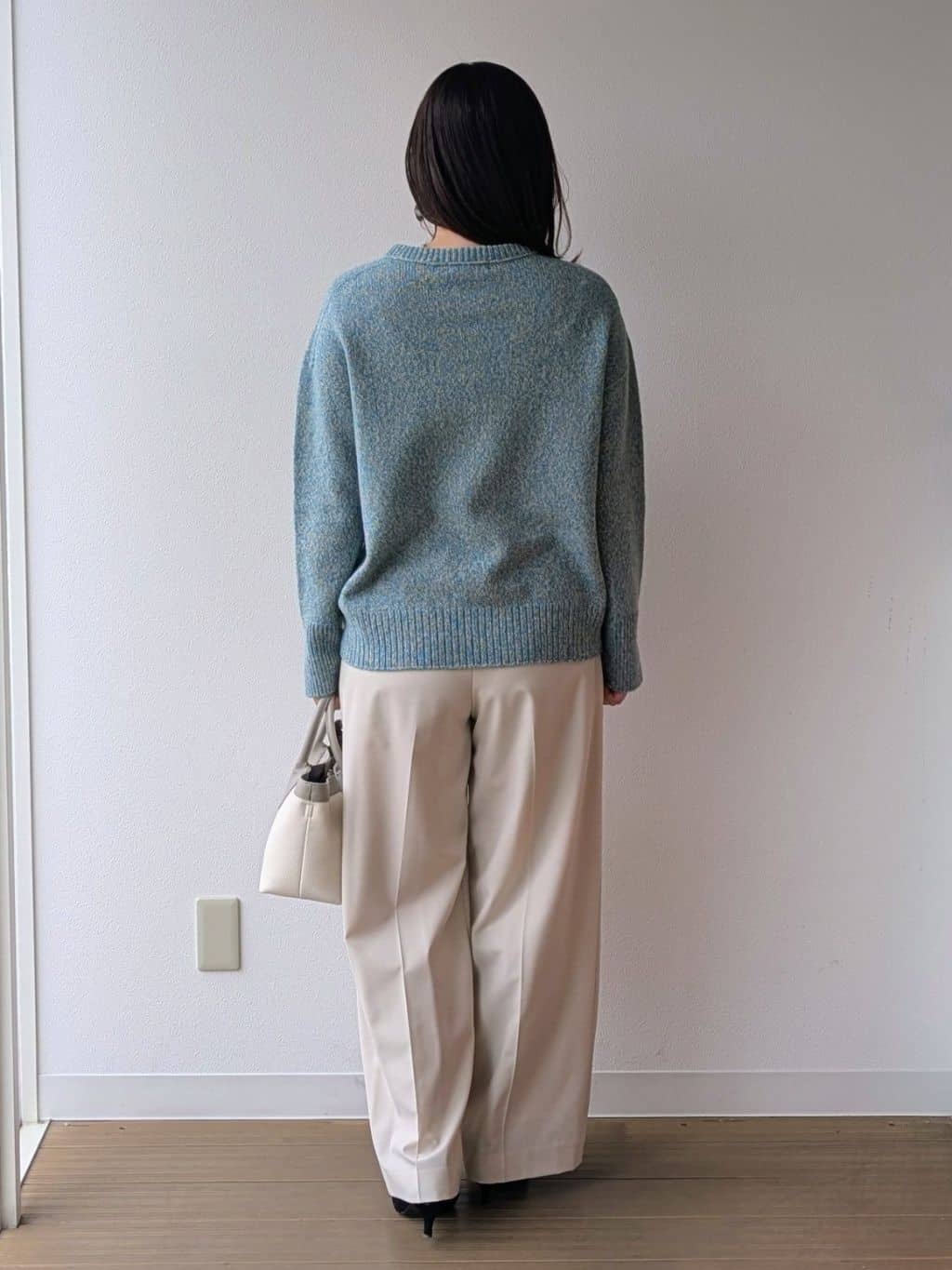 なみきさんの「UNTITLED｜【ゆったり】三つ杢カラーニット」を使ったコーディネート
