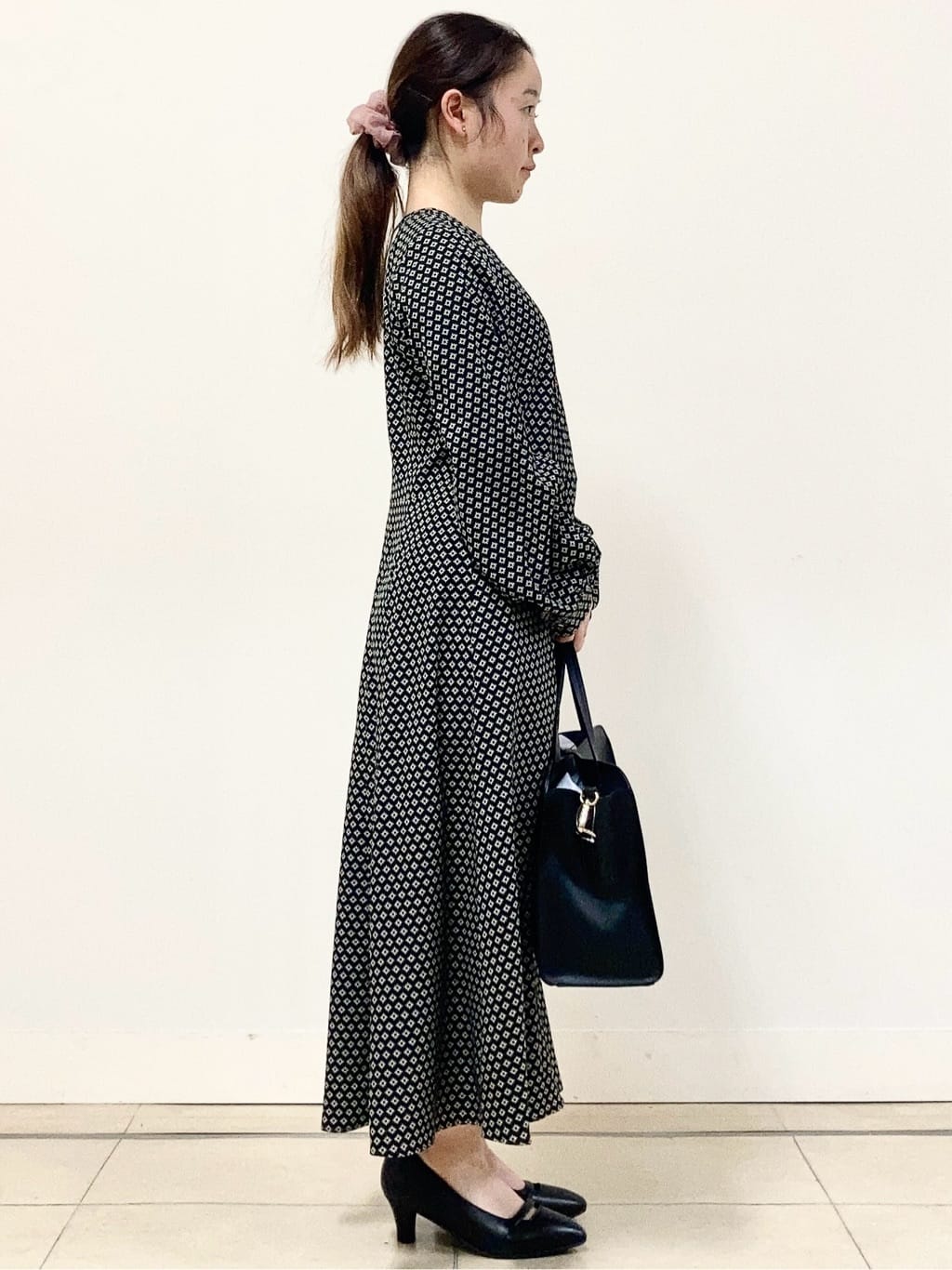 tomominさんの「Reflect｜【至福の履き心地】&rsquo;25秋冬 やみつきパンプス」を使ったコーディネート