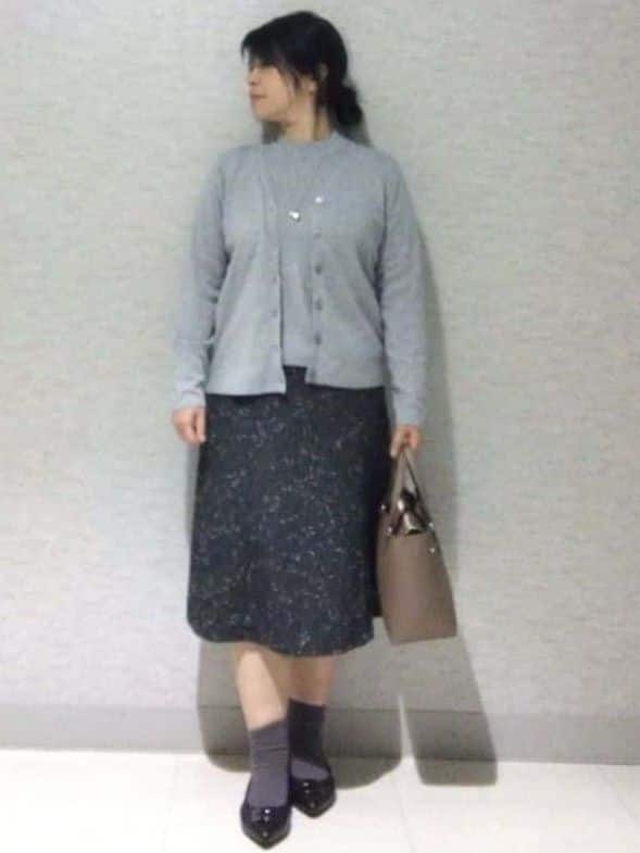 sakoさんの「Reflect｜【選べる5色／アンサンブル可】Vネックカーディガン」を使ったコーディネート