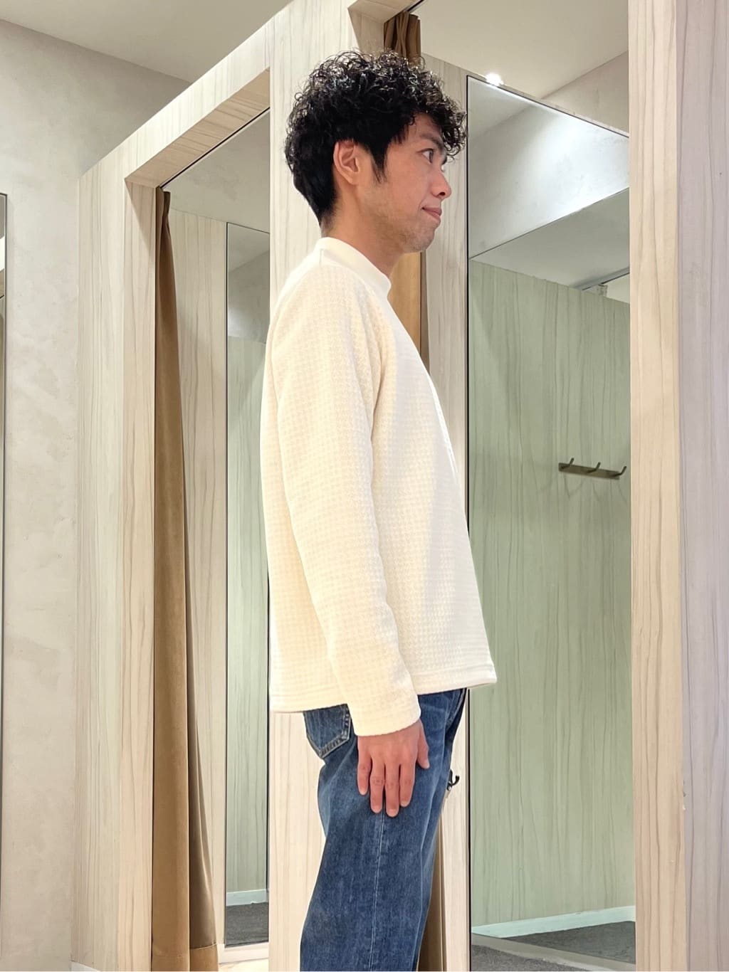URAさんの「TAKEO KIKUCHI｜【3WAY】ドビー ダウンライナー付ブルゾン」を使ったコーディネート