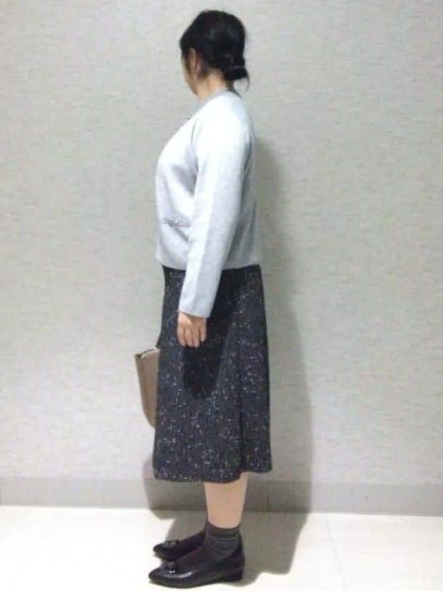 sakoさんの「Reflect｜【選べる5色／アンサンブル可】Vネックカーディガン」を使ったコーディネート