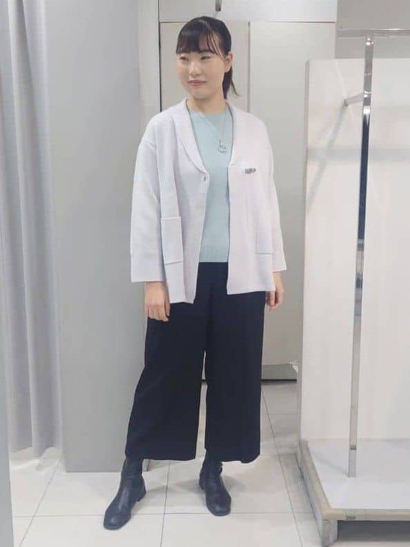 AZUSAさんの「Reflect｜【ゆったり着られる◎】ラグランスリーブニット」を使ったコーディネート