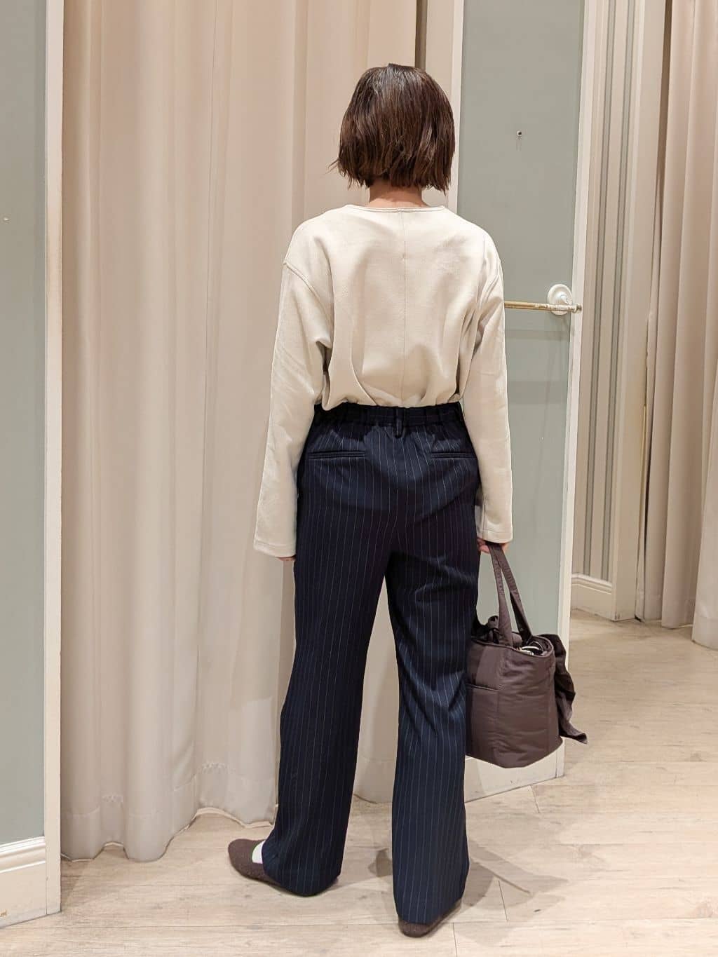 ちゃさんの「grove｜【あったか裏起毛】きれいも楽ちんも叶える、ストレッチストレートパンツ」を使ったコーディネート