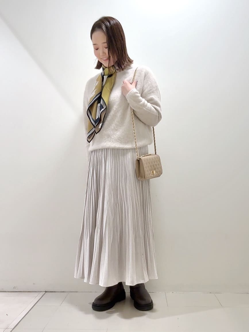 YUIさんの「UNTITLED｜【ミディ丈/軽やか】セミラグランリバー コート」を使ったコーディネート