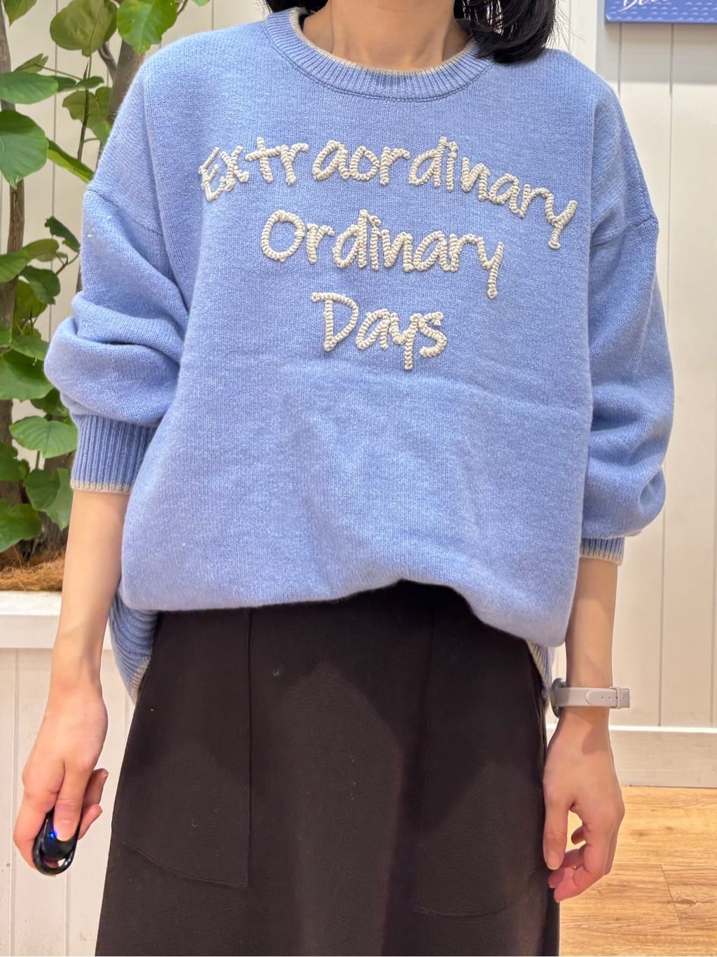 OKADAさんの「Dessin｜【洗える】ペイント風刺繍入り配色ラインニット」を使ったコーディネート