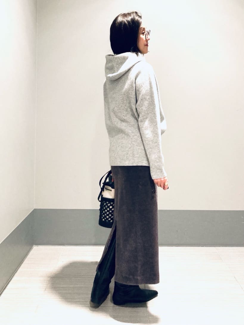Furuさんの「DRESSTERIOR｜カシミヤブレンドフードニット」を使ったコーディネート