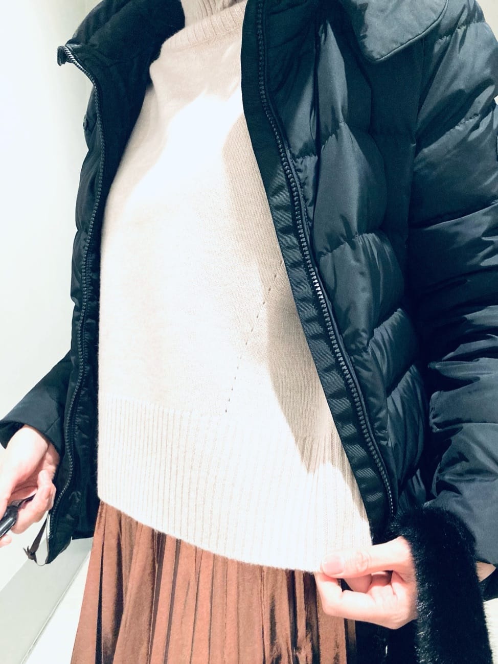 Furuさんの「DRESSTERIOR｜◆【洗える/ストレッチ性/オンオフ】箔プリントプリーツスカート」を使ったコーディネート
