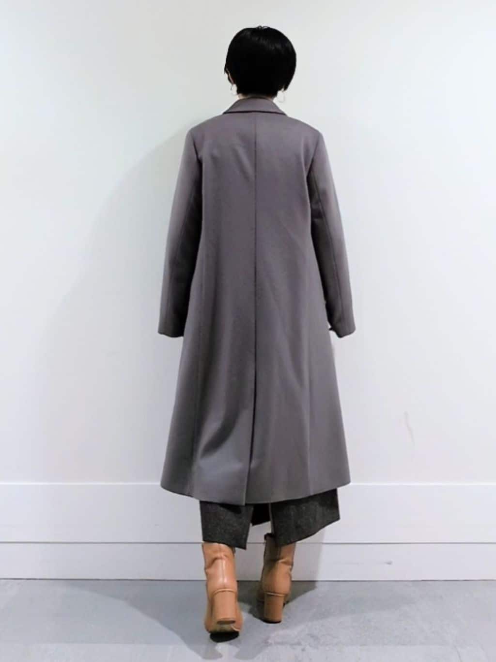 ミズタさんの「UNTITLED｜【スタイリッシュ／オンオフ兼用】ウールチェスターコート」を使ったコーディネート