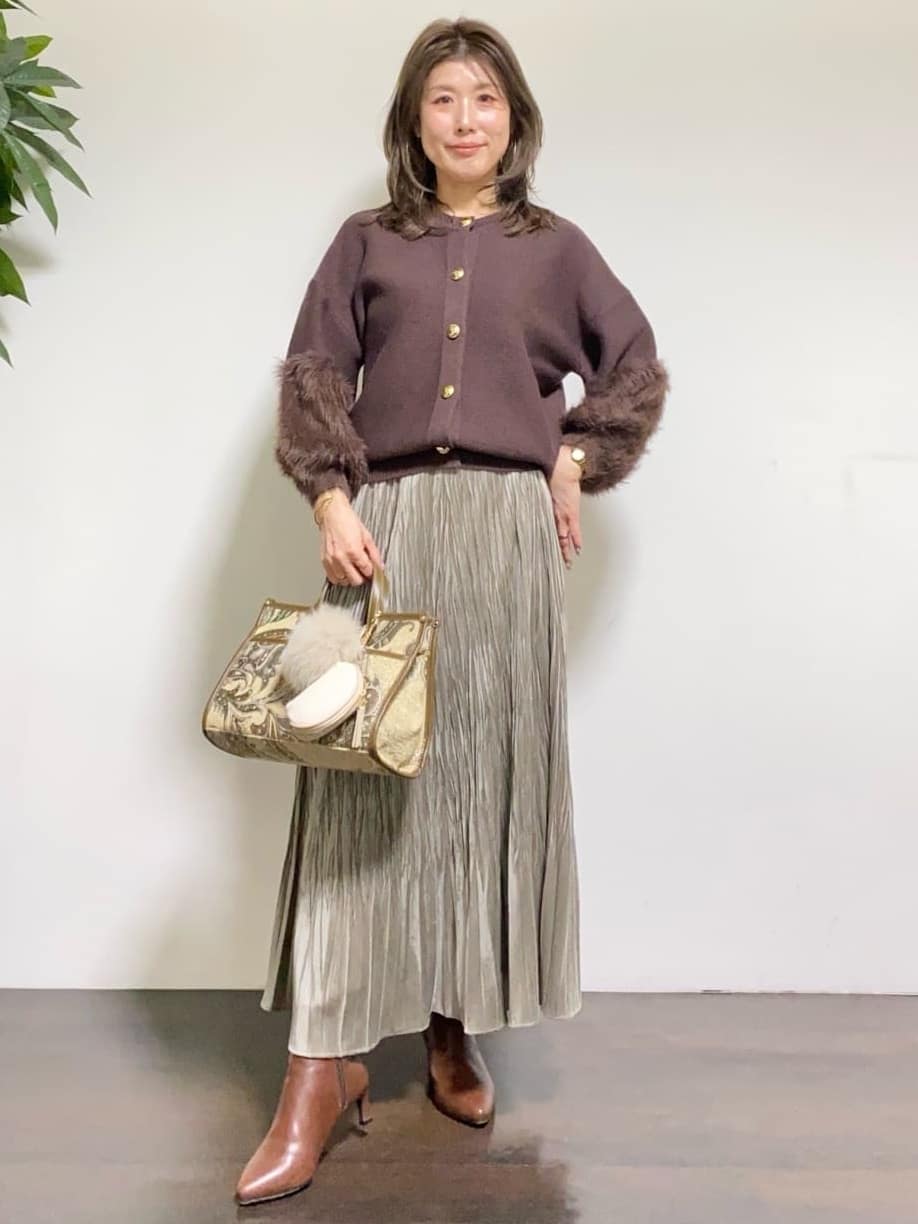 tomoさんの「UNTITLED｜【TORRAZZO DONNA】ファースリーブ2wayプルオーバー」を使ったコーディネート