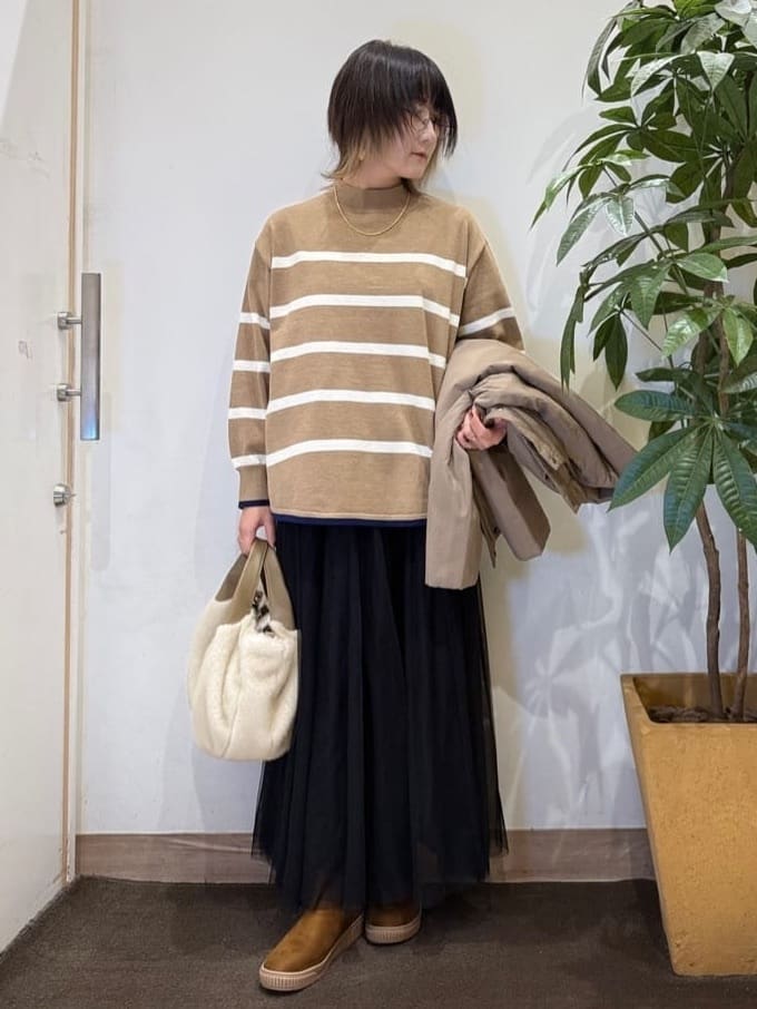 misakiさんの「SHOO･LA･RUE｜【洗濯機可】セレモニーからデイリーまで ふんわり軽やか チュールギャザースカート」を使ったコーディネート