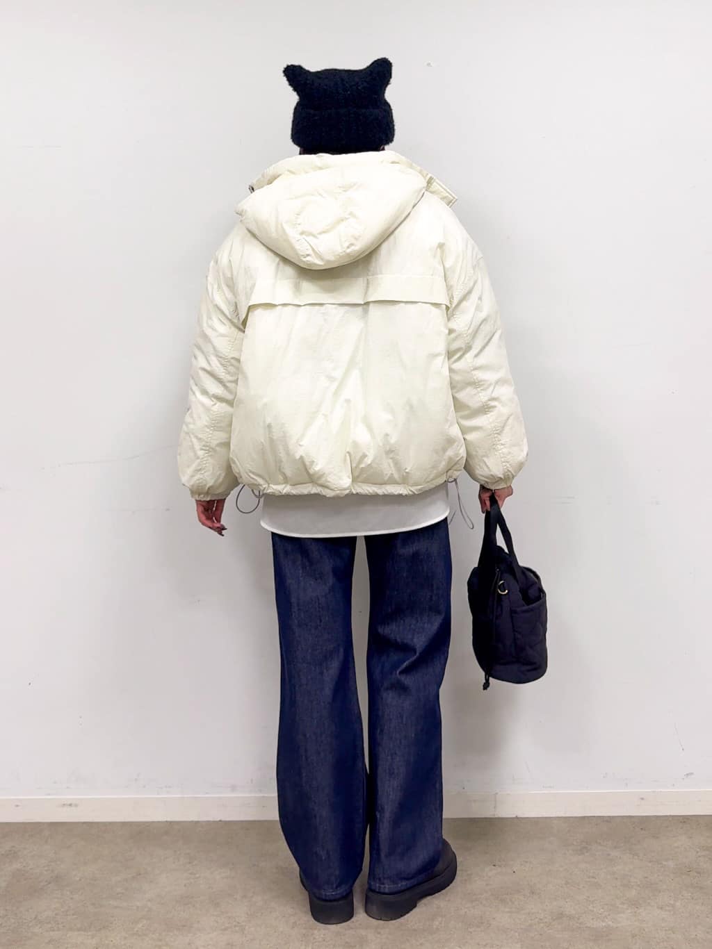 𝐜𝐡𝐢𝐤𝐚さんの「SHOO･LA･RUE｜【撥水/あったか】たっぷり着られる 中綿モンスターショートコート」を使ったコーディネート