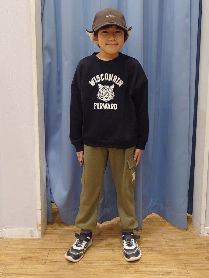 Yuiさんの「SHOO･LA･RUE｜【100-150cm】裏起毛BOYSアソートスウェット」を使ったコーディネート