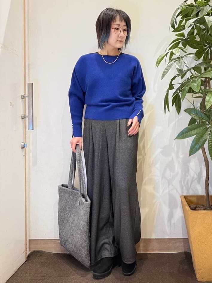 misakiさんの「SHOO･LA･RUE｜【高レビュー】デニム見え 裏起毛ワイドパンツ」を使ったコーディネート