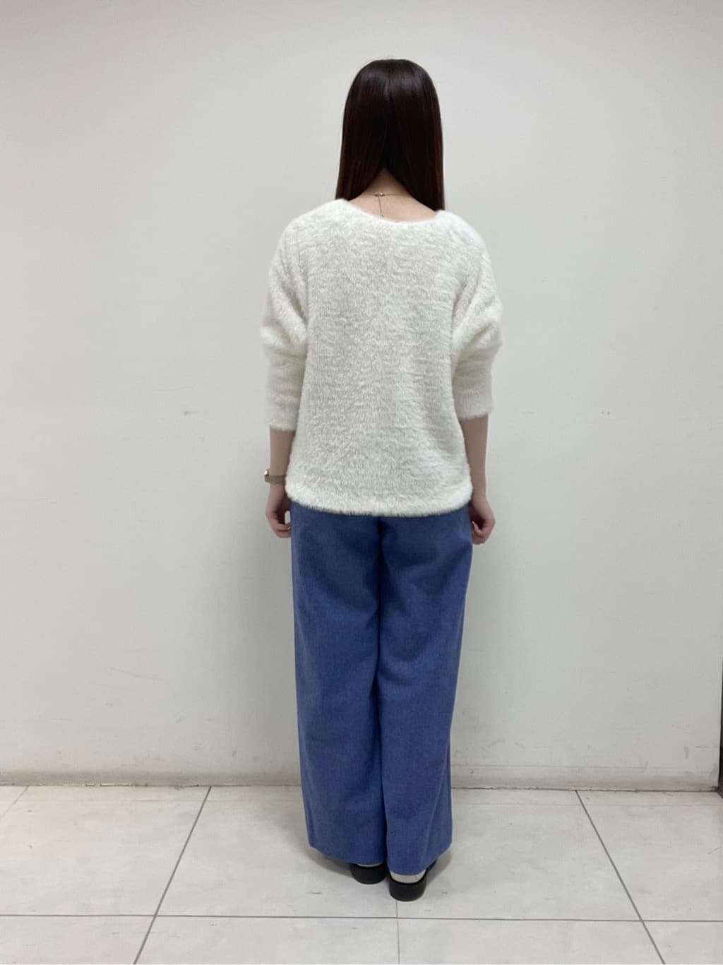 mさんの「INDIVI｜【褒められパンツ／ウール混】ウォームウール ワイドパンツ」を使ったコーディネート