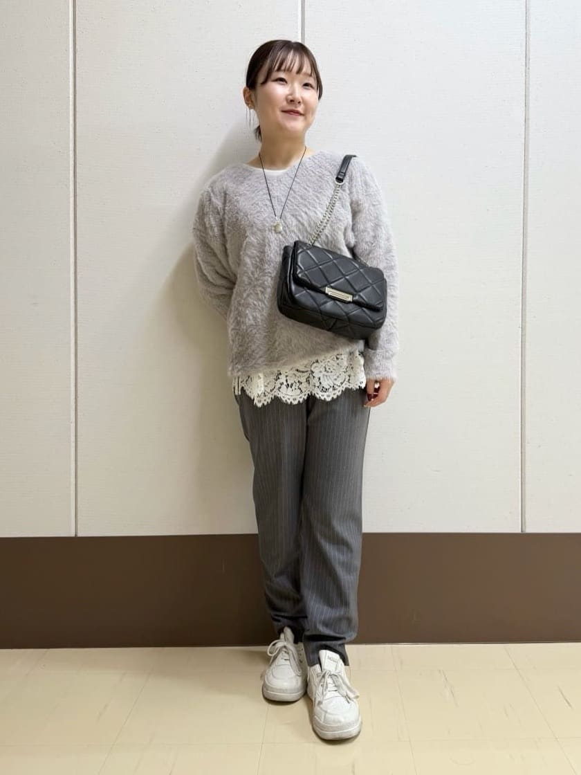 Rikoさんの「INDIVI｜【レイヤードにおすすめ】レース切り替えカットソー」を使ったコーディネート