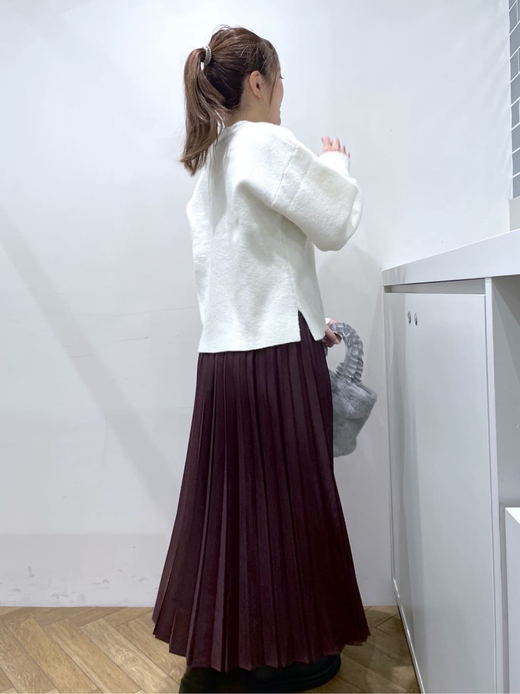 Junさんの「index｜モックネックボクシーラメニット【洗濯機OK】《7col》」を使ったコーディネート