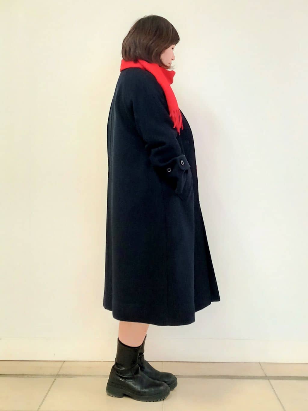 emiさんの「DRESSTERIOR｜ピュアカシミヤストール」を使ったコーディネート