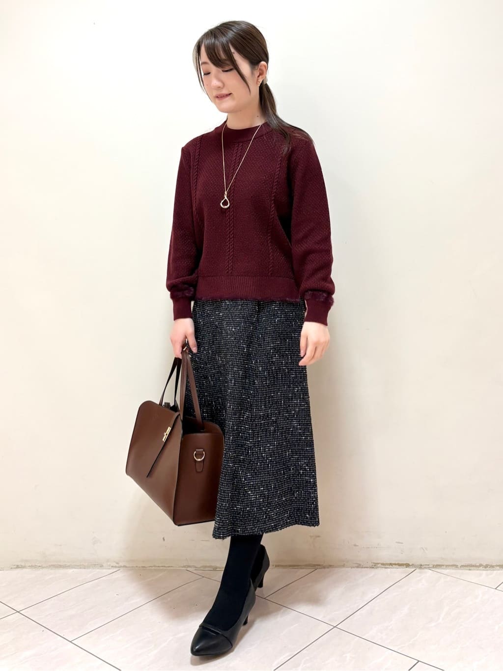 mikiさんの「Reflect｜【広がりすぎない／美シルエット◎】ツイードフレアスカート」を使ったコーディネート