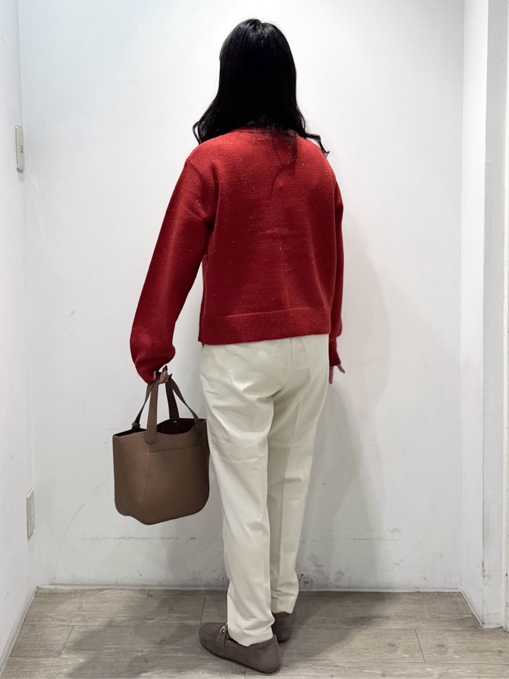 yuicciさんの「OPAQUE.CLIP｜ウォームタッチ テーパードパンツ【洗濯機洗OK／ストレッチ】」を使ったコーディネート