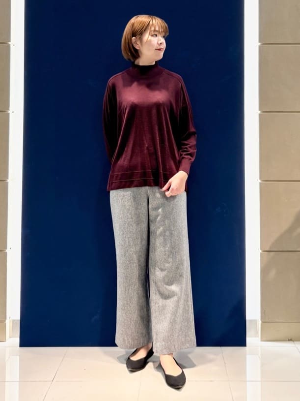 まいこさんの「INDIVI｜【撥水／洗える／デザイン衿】ステッチレス ショートダウンコート」を使ったコーディネート