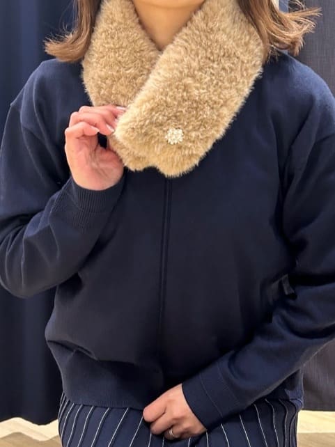 Orikaさんの「grove｜【SETUP可能】冬から春まで心地よく　タック編みオーバーサイズニット」を使ったコーディネート