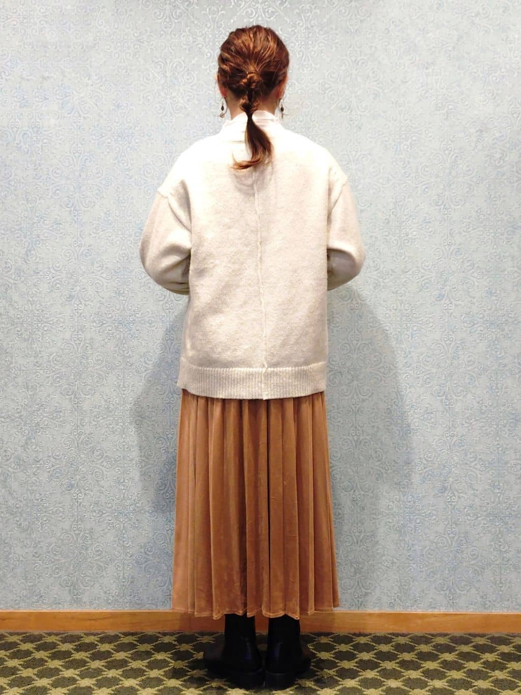 かどさんの「index｜リラクシークルーネックニット【洗濯機OK】」を使ったコーディネート