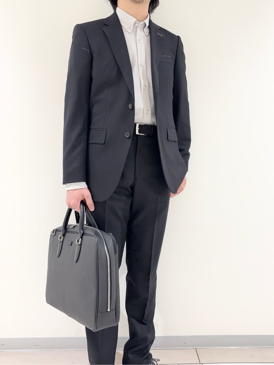 及川さんの「TAKEO KIKUCHI｜【Made in JAPAN】矢絣（やがすり）スーツ／スリーピース対応」を使ったコーディネート