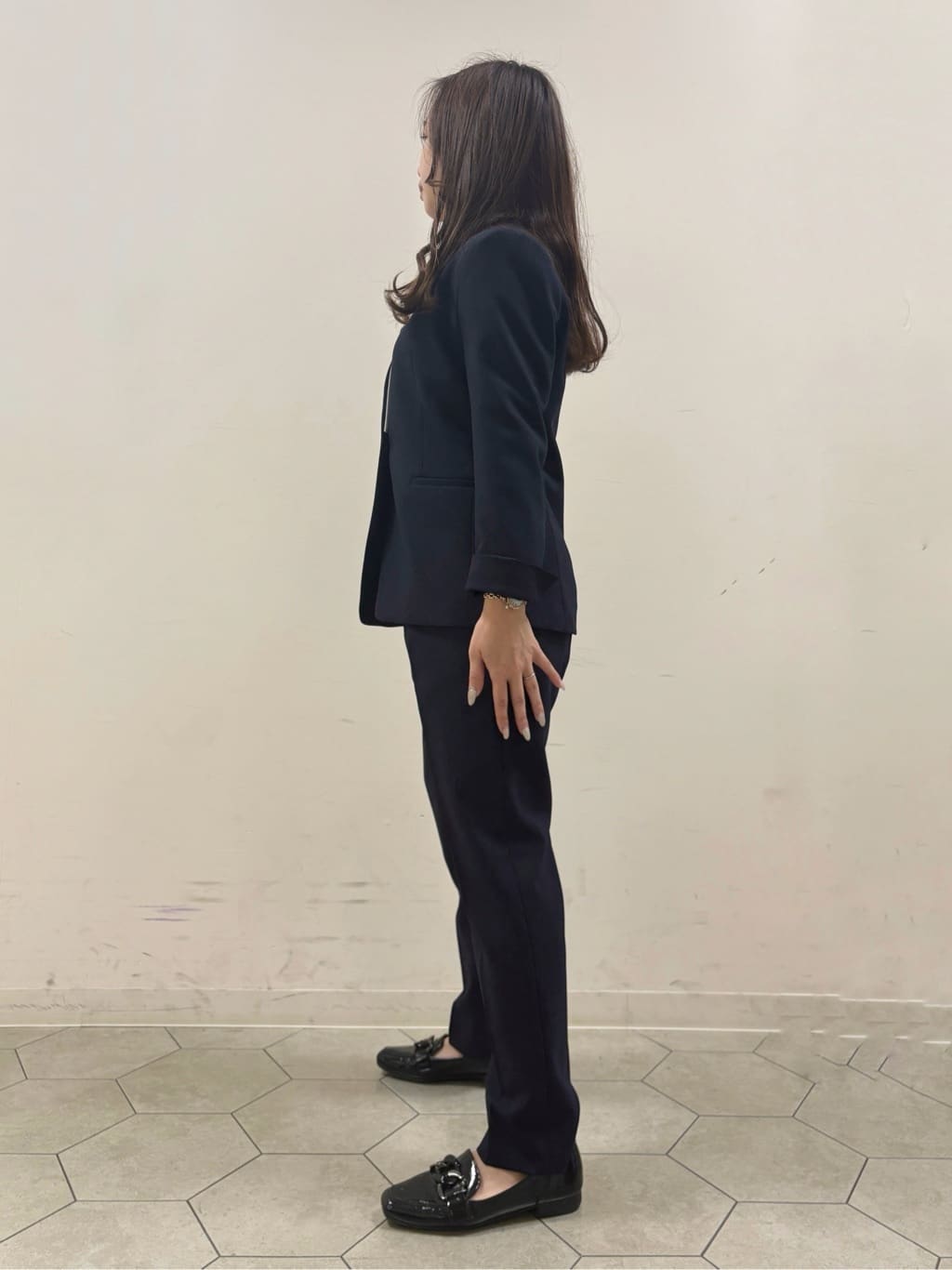kahoさんの「INDIVI｜【きれいめ／オフィス／セレモニー】2WAYリボンタイブラウス」を使ったコーディネート