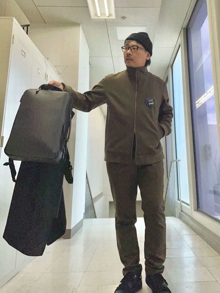 MAKOTO AIさんの「TAKEO KIKUCHI｜カシミヤブレンド ビーバー調ピンヘッドスタンドカラーコート」を使ったコーディネート