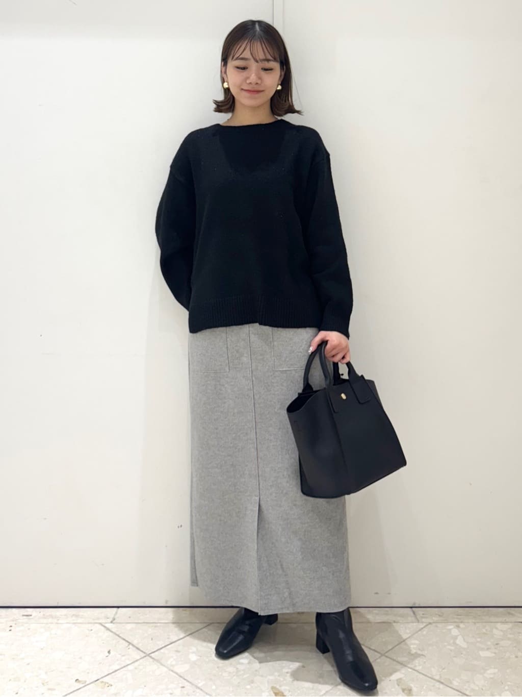 Minaさんの「OPAQUE.CLIP｜リラクシークルーネックニット【洗濯機OK】」を使ったコーディネート