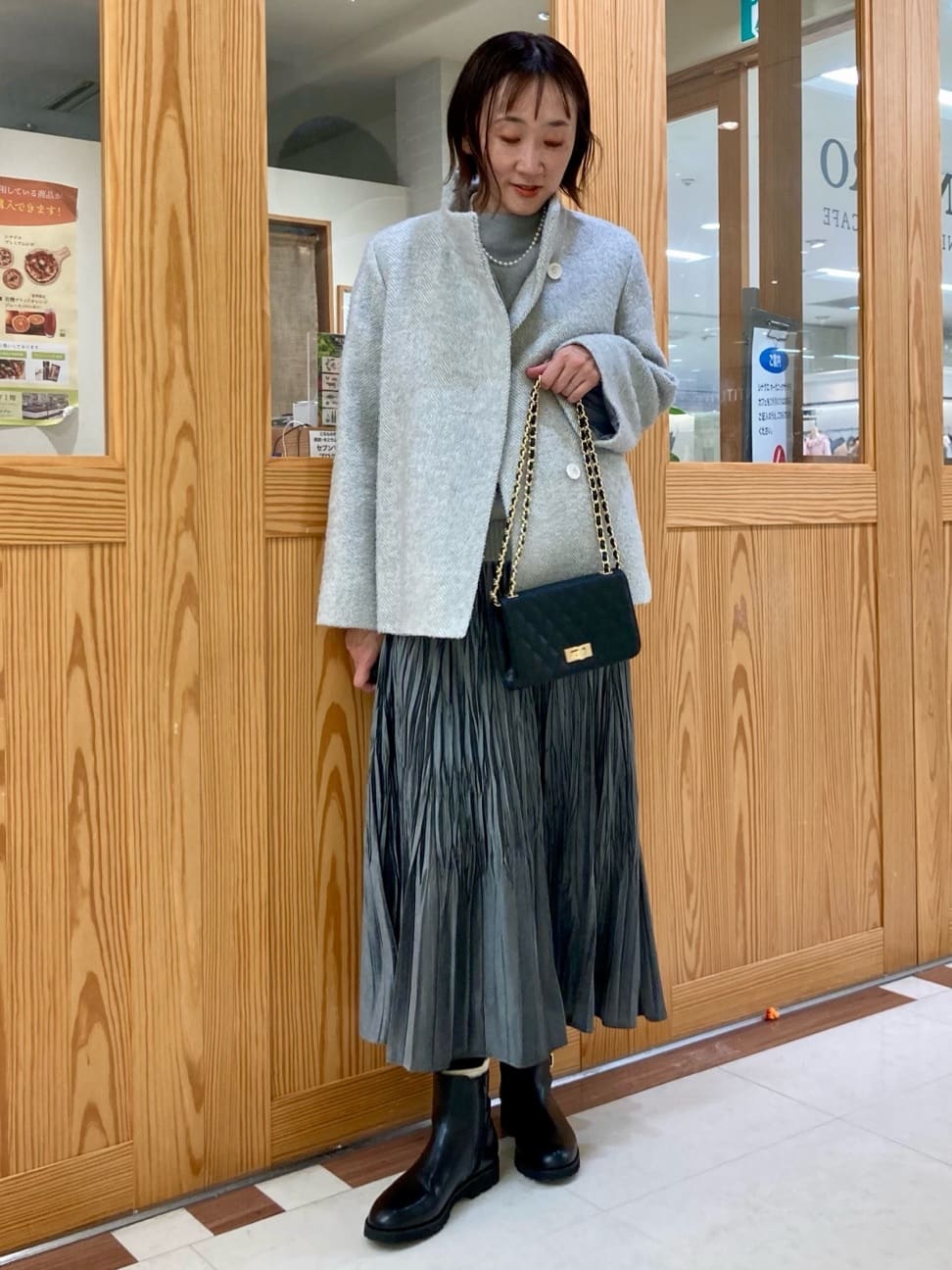 ゆうさんの「UNTITLED｜【大人な品格/ふわふわニット】フォックスカシミヤ コクーンニット」を使ったコーディネート