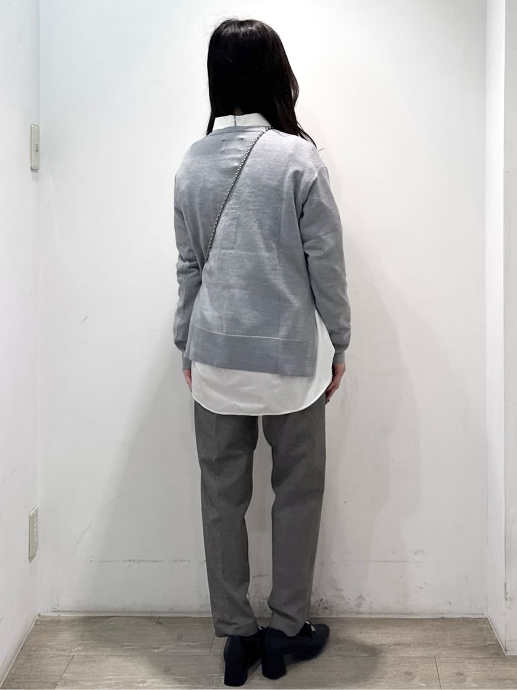 yuicciさんの「OPAQUE.CLIP｜ボートネックニット／エクストラファインメリノウール【THEシリーズ／洗濯機OK】」を使ったコーディネート