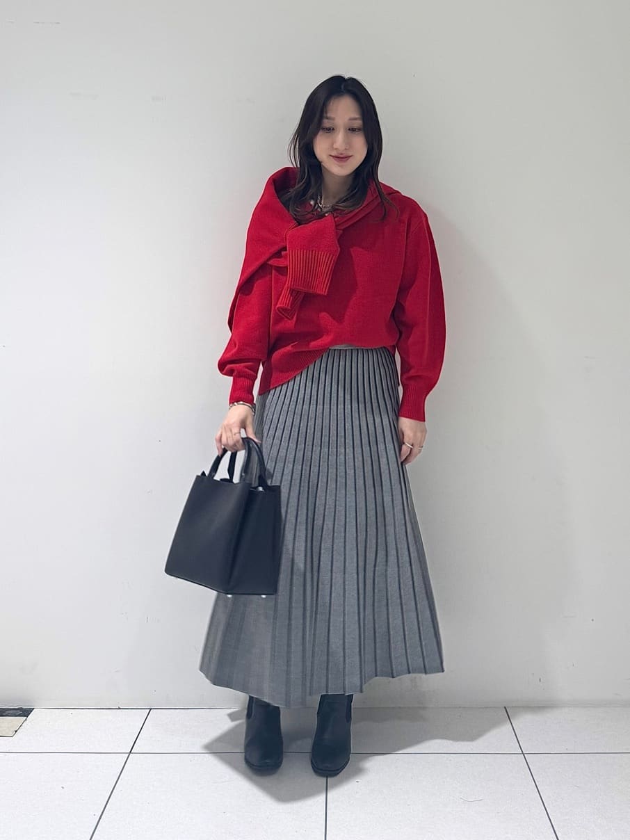 そんさんの「INDIVI｜【軽やか／ゆったり】ウール混ショートトレンチコート」を使ったコーディネート