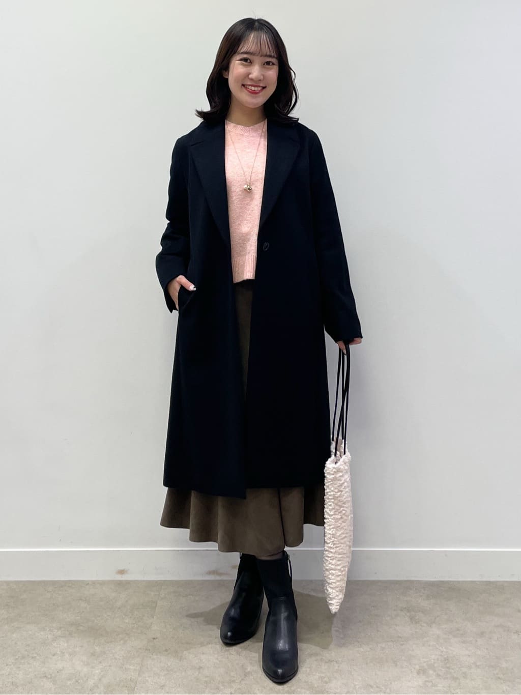 yukariさんの「Reflect｜【SS-4Lサイズ／選べる6色】テーラードカラーロングウール混コート」を使ったコーディネート
