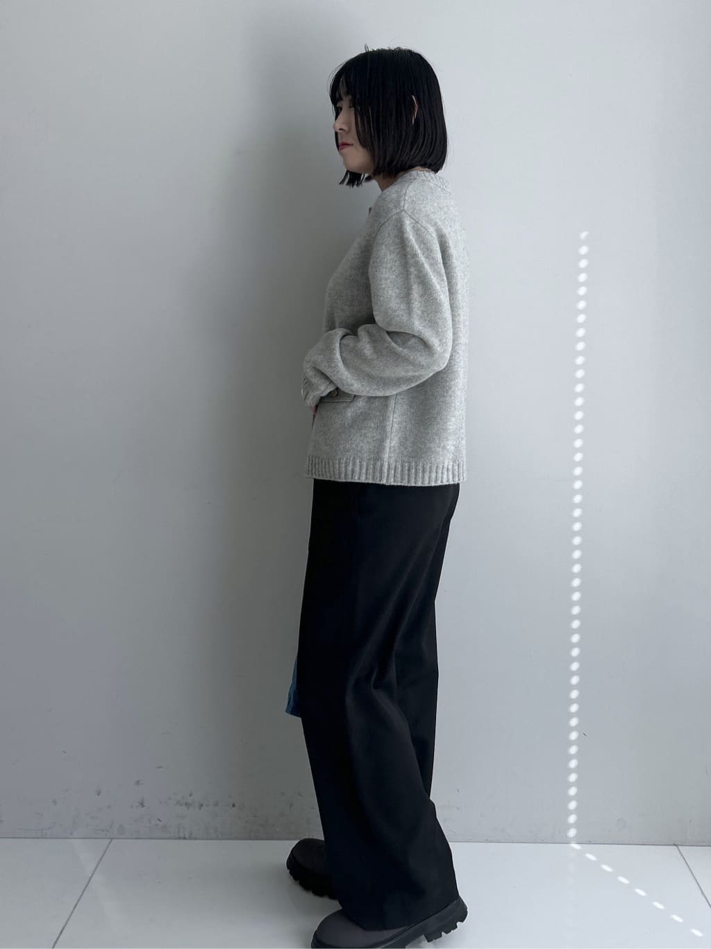 Hirokaさんの「Dessin｜ウールカシミヤカーディガン」を使ったコーディネート